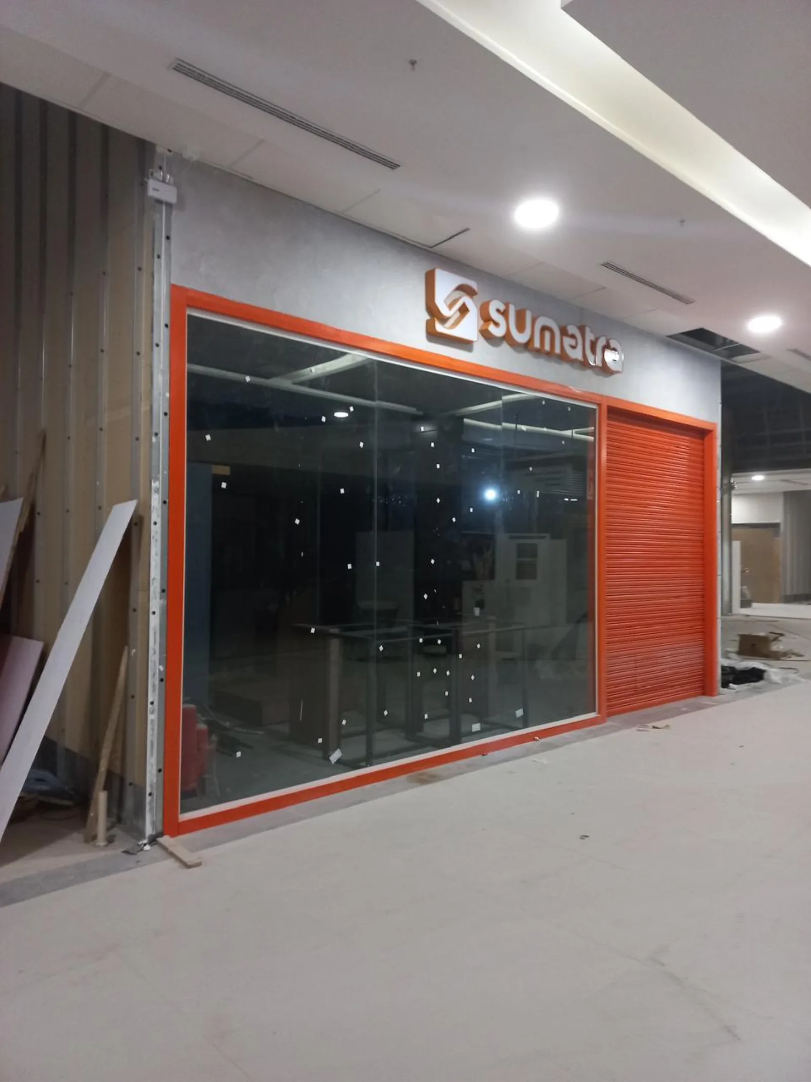 Portas e Vitrines Comerciais 2